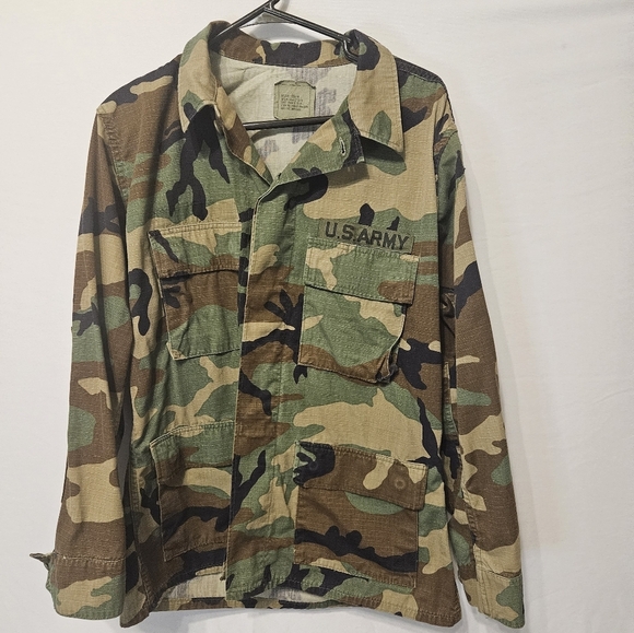 U.S. Army Other - Military issue Summer top. Medium-Regular